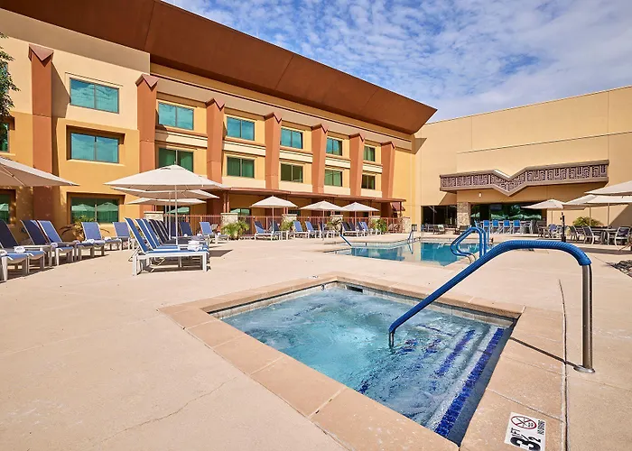 Vee Quiva & Casino 4*